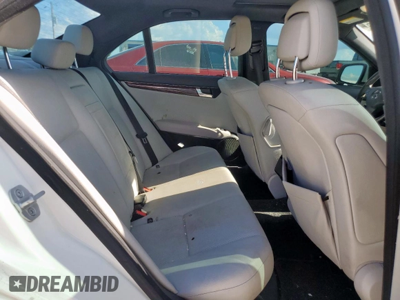 2009 Mercedes-Benz C 300 Sport с VIN WDDGF54X79R069199, выставлен на аукционе Copart как лот 62279585 с пробегом 190 214 миль миль и Чистый • Clean title. История ставок и продаж доступна на DreamBid. Изображение 10.