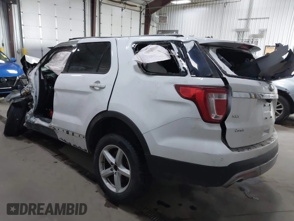 2016 Ford Explorer XLT with VIN 1FM5K8DH1GGC71922, listed as a IAAI auction lot 41208526 with 116,884 mi miles and . Bid and sale history available at DreamBid. Image 3.