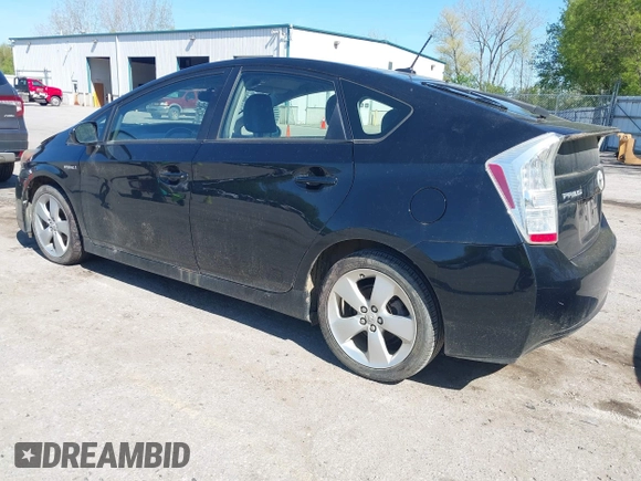 2010 Toyota Prius II with VIN JTDKN3DU8A0177468, listed as a IAAI auction lot 42231956 with 235,419 mi miles and . Bid and sale history available at DreamBid. Image 3.