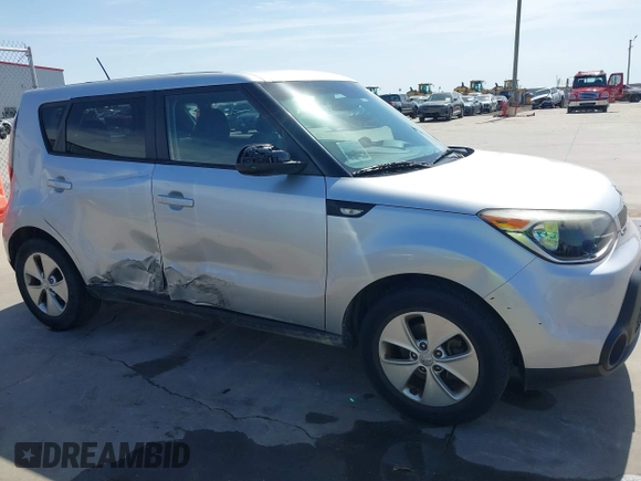 2014 Kia Soul with VIN KNDJN2A22E7738768, listed as a IAAI auction lot 41728768 with 70,013 mi miles. Bid and sale history available at carsss.com. Image 13.