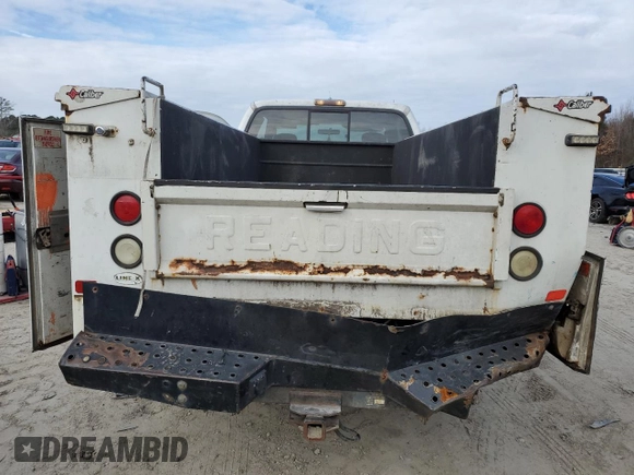 2006 Ford F-350 with VIN 1FDWX35P86EC74454, listed as a Copart auction lot 88661945 with 326,783 mi miles and Salvage title. Bid and sale history available at DreamBid. Image 6.