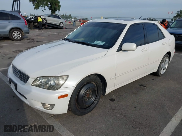 2001 Lexus IS with VIN JTHBD182610006684, listed as a IAAI auction lot 42046945 with 318,600 mi miles. Bid and sale history available at carsss.com. Image 18.