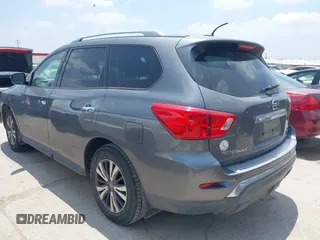2017 Nissan Pathfinder SV z VIN 5N1DR2MM4HC611218, wystawiony jako IAAI lot #42328866 z przebiegiem 181 476 mil mil oraz . Historia ofert i sprzedaży dostępna na DreamBid. Obrazek 3.