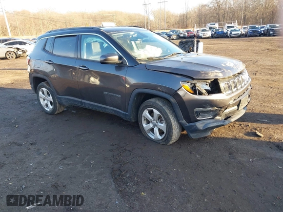 2019 Jeep Compass Latitude with VIN 3C4NJDBB8KT768355, listed as a IAAI auction lot 41480885 with 30,823 mi miles and . Bid and sale history available at carsss.com. Image 1.