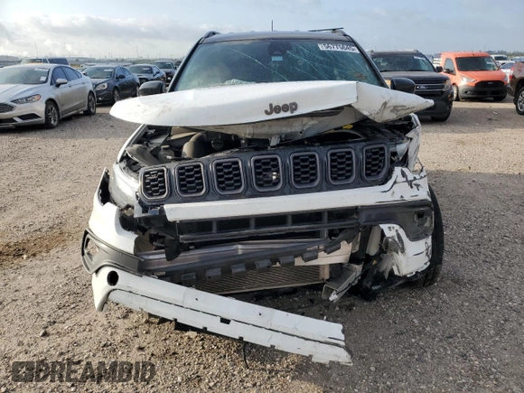 2024 Jeep Compass Latitude with VIN 3C4NJDBN1RT162366, listed as a Copart auction lot 56775645 with Not provided miles and Salvage title. Bid and sale history available at DreamBid. Image 5.