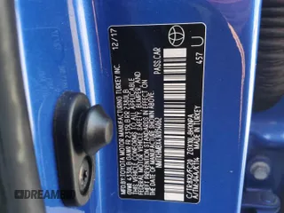 2018 Toyota C-HR XLE z VIN NMTKHMBX4JR054062, wystawiony jako Copart lot #63602235 z przebiegiem 82 111 mil mil oraz Czysty tytuł • Clean title. Historia ofert i sprzedaży dostępna na DreamBid. Obrazek 13.
