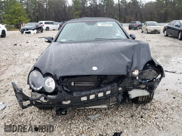 2007 Mercedes-Benz CLK 550 with VIN WDBTK72G37T077852, listed as a Copart auction lot 44957585 with 195,015 mi miles and Salvage Title. Bid and sale history available at DreamBid. Image 5.