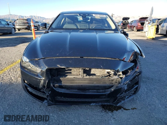 2018 Jaguar XE 25t with VIN SAJAR4FX6JCP27215, listed as a Copart auction lot 88518935 with 75,559 mi miles and Salvage Title. Bid and sale history available at carsss.com. Image 5.
