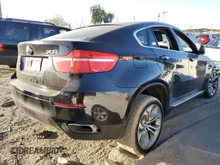 2011 BMW X6 50i with VIN 5UXFG8C52BLZ96767, listed as a Copart auction lot 84102604 with 0 mi miles and Non Repairable. Bid and sale history available at carsss.com. Image 3.