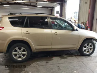 2010 Toyota RAV4 Ltd with VIN JTMDK4DVXAD015429, listed as a IAAI auction lot 41590833 with 1 mi miles. Bid and sale history available at carsss.com. Image 14.