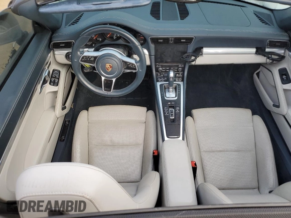 2017 Porsche 911 Carrera with VIN WP0CA2A98HS141577, listed as a Copart auction lot 43010655 with 36,759 mi miles and Salvage Title. Bid and sale history available at DreamBid. Image 8.