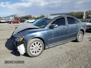 2008 Volvo S40 2.4L z VIN YV1MS382482399976, wystawiony jako Copart lot #53999455 z przebiegiem Nie podano mil oraz Szkoda całkowita • Salvage title. Historia ofert i sprzedaży dostępna na DreamBid. Obrazek 1.