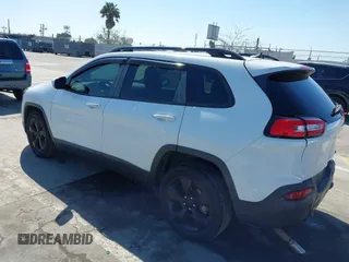 2016 Jeep Cherokee 75th Anniversary with VIN 1C4PJLCB9GW107422, listed as a IAAI auction lot 41997941 with 121,641 mi miles and . Bid and sale history available at carsss.com. Image 3.