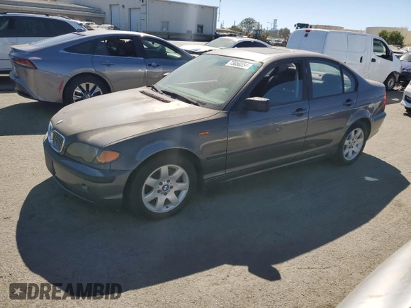 2002 BMW 3 Series 325i with VIN WBAEV33452KL75149, listed as a Copart auction lot 73056554 with 176,046 mi miles and Clean Title. Bid and sale history available at carsss.com. Image 1.