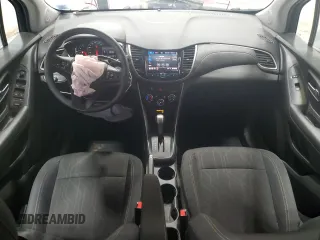 2020 Chevrolet Trax LT with VIN 3GNCJLSB9LL328526, listed as a Copart auction lot 49982765 with 39,560 mi miles and Salvage Title. Bid and sale history available at carsss.com. Image 8.
