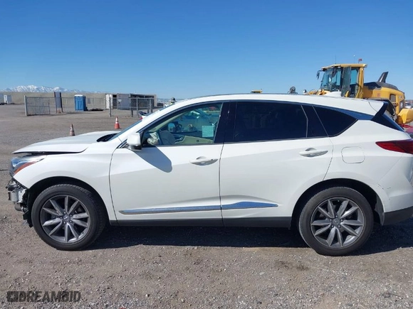 2019 Acura RDX w/Technology Pkg with VIN 5J8TC1H52KL020943, listed as a IAAI auction lot 41640742 with 49,904 mi miles. Bid and sale history available at carsss.com. Image 15.