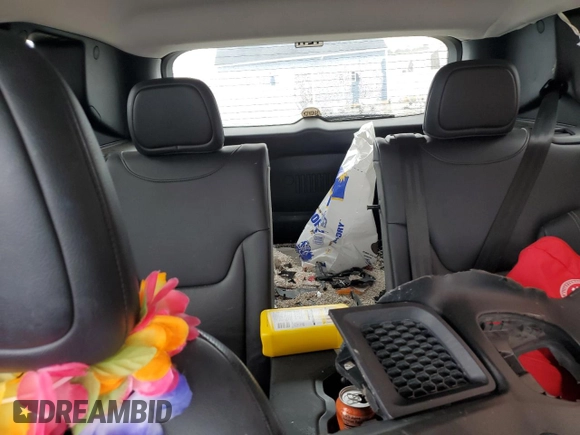 2016 Jeep Renegade Limited with VIN ZACCJADT2GPD73694, listed as a Copart auction lot 49992635 with Not Provided miles and Salvage Title. Bid and sale history available at DreamBid. Image 10.