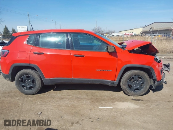 2018 Jeep Compass Sport with VIN 3C4NJCAB2JT169736, listed as a IAAI auction lot 41794046 with 86,998 mi miles. Bid and sale history available at carsss.com. Image 13.