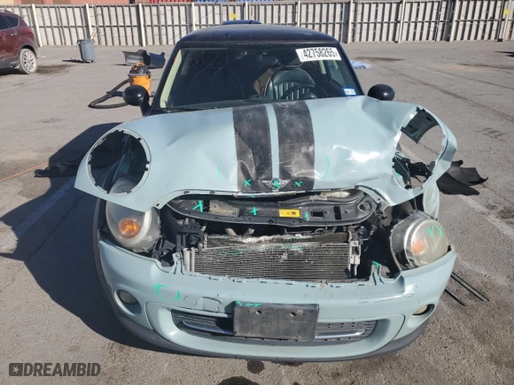 2013 MINI Cooper Hardtop with VIN WMWSU3C57DT547046, listed as a Copart auction lot 42758265 with 152,830 mi miles and Clean Title. Bid and sale history available at carsss.com. Image 5.