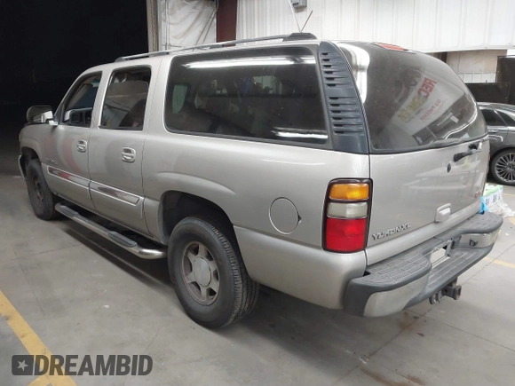 2004 GMC Yukon XL SLE with VIN 3GKEC16T14G149236, listed as a IAAI auction lot 41550083 with 165,759 mi miles. Bid and sale history available at carsss.com. Image 3.