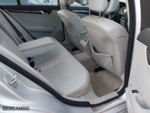 2009 Mercedes-Benz C-Class 3.0L Sport with VIN WDDGF54X29F238532, listed as a IAAI auction lot 41757501 with 130,962 mi miles. Bid and sale history available at carsss.com. Image 8.