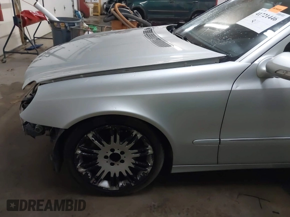 2007 Mercedes-Benz E-Class 3.5L with VIN WDBUF87X77B167115, listed as a IAAI auction lot 41721446 with 184,721 mi miles. Bid and sale history available at carsss.com. Image 19.