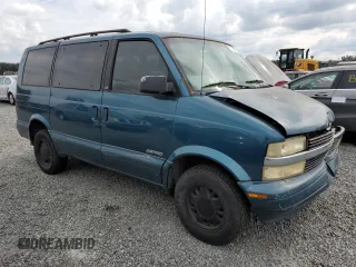2000 Chevrolet Astro with VIN 1GNDM19W1YB143971, listed as a Copart auction lot 77984874 with 278,301 mi miles and Salvage Title. Bid and sale history available at carsss.com. Image 4.