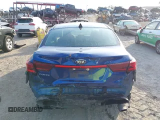 2019 Kia Forte LXS with VIN 3KPF24AD7KE031575, listed as a IAAI auction lot 41970367 with 189,353 mi miles and . Bid and sale history available at carsss.com. Image 17.