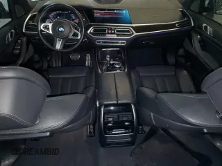 2020 BMW X7 M50i z VIN 5UXCX6C06L9C37391, wystawiony jako Copart lot #43506485 z przebiegiem 79 815 mil mil oraz Szkoda całkowita • Salvage title. Historia ofert i sprzedaży dostępna na DreamBid. Obrazek 8.
