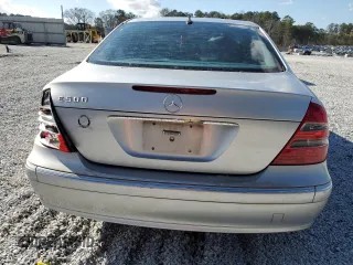 2003 Mercedes-Benz E-Class 5.0L with VIN WDBUF70J93A086939, listed as a Copart auction lot 87022834 with 0 mi miles and Salvage Title. Bid and sale history available at carsss.com. Image 6.