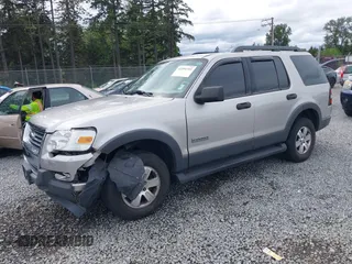 2006 Ford Explorer XLT z VIN 1FMEU73E26UB67225, wystawiony jako IAAI lot #42291341 z przebiegiem 134 682 mil mil oraz . Historia ofert i sprzedaży dostępna na DreamBid. Obrazek 17.
