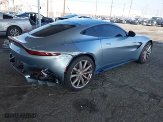 2020 Aston Martin Vantage with VIN SCFSMGAW5LGN03383, listed as a IAAI auction lot 41000569 with 35,311 mi miles. Bid and sale history available at carsss.com. Image 4.