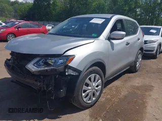 2020 Nissan Rogue SV with VIN JN8AT2MT9LW040448, listed as a IAAI auction lot 42040086 with 58,028 mi miles and . Bid and sale history available at carsss.com. Image 18.