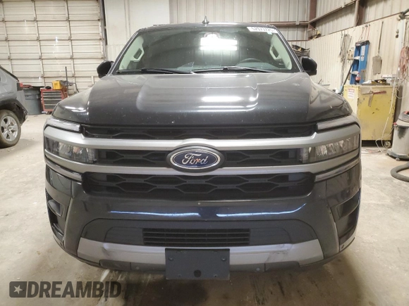 2024 Ford Expedition XLT with VIN 1FMJU1H8XREA23922, listed as a Copart auction lot 52973725 with 14,235 mi miles and Salvage Title. Bid and sale history available at carsss.com. Image 5.