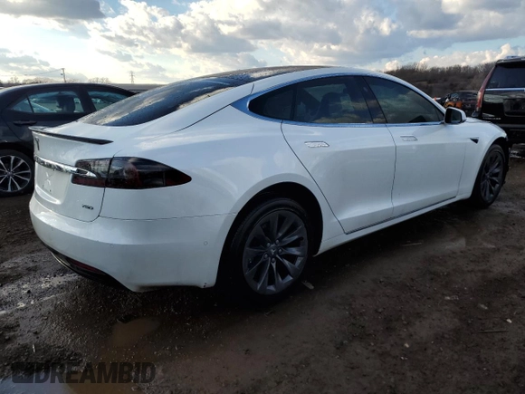 2017 Tesla Model S 100D с VIN 5YJSA1E26HF212985, выставлен на аукционе Copart как лот 46702705 с пробегом 58 179 миль миль и Списание • Salvage title. История ставок и продаж доступна на DreamBid. Изображение 3.