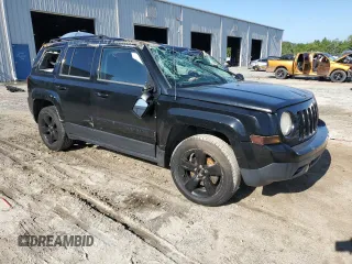 2014 Jeep Patriot Altitude z VIN 1C4NJPBA5ED848165, wystawiony jako Copart lot #56817635 z przebiegiem 150 174 mil mil oraz Szkoda całkowita • Salvage title. Historia ofert i sprzedaży dostępna na DreamBid. Obrazek 4.