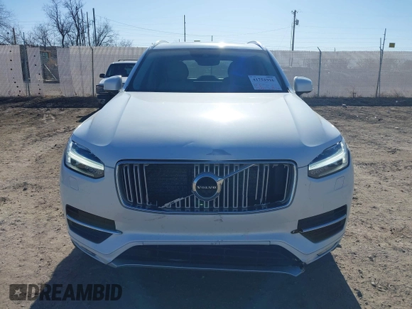 2018 Volvo XC90 Inscription with VIN YV4A22PL0J1386504, listed as a IAAI auction lot 41751916 with 73,081 mi miles. Bid and sale history available at carsss.com. Image 12.
