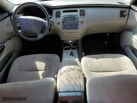 2009 Hyundai Azera GLS with VIN KMHFC46D89A358792, listed as a Copart auction lot 76666414 with 260,567 mi miles and Clean Title. Bid and sale history available at carsss.com. Image 8.