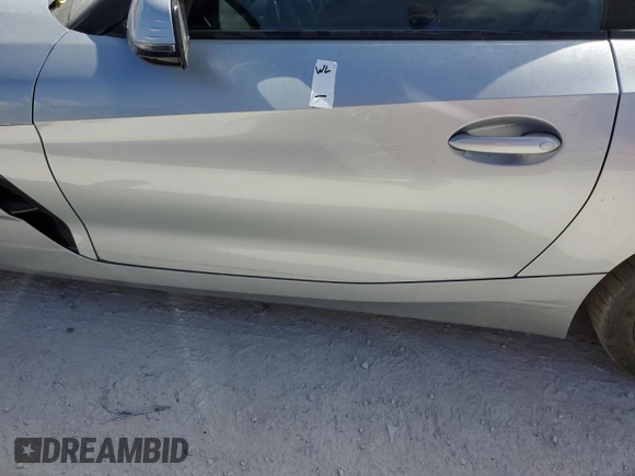 2022 BMW Z4 sDrive30i z VIN WBAHF3C06NWX82076, wystawiony jako Copart lot #75177644 z przebiegiem 2824 mil mil oraz Szkody całkowita. Historia ofert i sprzedaży dostępna na DreamBid. Obrazek 12.