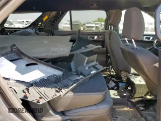 2021 Ford Police Interceptor Utility z VIN 1FM5K8AB8MGC33082, wystawiony jako Copart lot #56519955 z przebiegiem Nie podano mil oraz Szkoda całkowita • Salvage title. Historia ofert i sprzedaży dostępna na DreamBid. Obrazek 10.
