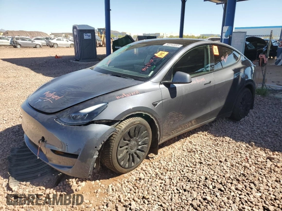 2022 Tesla Model Y Long Range z VIN 7SAYGDEE3NF543705, wystawiony jako Copart lot #50244955 z przebiegiem 59 063 mil mil oraz Szkody całkowita. Historia ofert i sprzedaży dostępna na DreamBid. Obrazek 1.