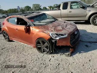 2015 Hyundai Veloster Turbo z VIN KMHTC6AE4FU232597, wystawiony jako Copart lot #74137024 z przebiegiem Nie podano mil oraz Szkoda całkowita • Salvage title. Historia ofert i sprzedaży dostępna na DreamBid. Obrazek 10.