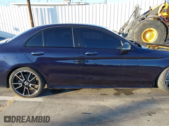 2020 Mercedes-Benz C 300 with VIN W1KWF8DB0LR566247, listed as a IAAI auction lot 40935203 with 29,543 mi miles and . Bid and sale history available at carsss.com. Image 13.