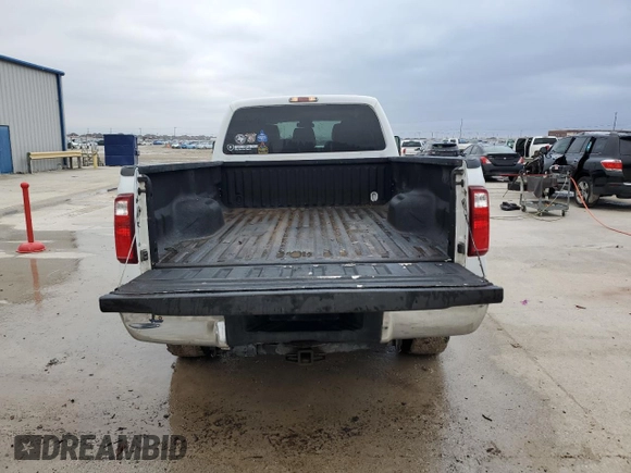2016 Ford F-350 Platinum z VIN 1FT8W3B67GEC13450, wystawiony jako Copart lot #43721885 z przebiegiem 133 259 mil mil oraz Czysty tytuł • Clean title. Historia ofert i sprzedaży dostępna na DreamBid. Obrazek 6.