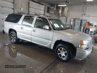 2005 GMC Yukon XL z VIN 1GKFK66U45J226159, wystawiony jako IAAI lot #42186008 z przebiegiem 261 789 mil mil oraz . Historia ofert i sprzedaży dostępna na DreamBid. Obrazek 1.