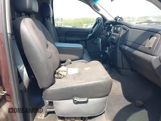 2005 Dodge 2500 ST with VIN 3D7KS26D25G833235, listed as a IAAI auction lot 42170077 with 164,000 mi miles. Bid and sale history available at carsss.com. Image 5.