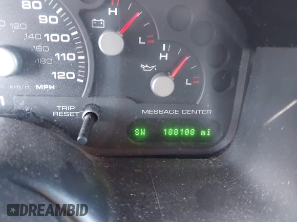 2005 Ford Explorer XLT z VIN 1FMZU73E95UB86676, wystawiony jako IAAI lot #42535013 z przebiegiem 188 108 mil mil oraz . Historia ofert i sprzedaży dostępna na DreamBid. Obrazek 12.