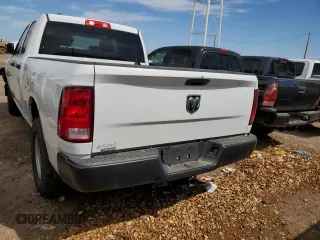2021 Ram 1500 Tradesman z VIN 1C6RR6FG7MS517771, wystawiony jako Copart lot #45720755 z przebiegiem 57 873 mil mil oraz Szkoda całkowita • Salvage title. Historia ofert i sprzedaży dostępna na DreamBid. Obrazek 6.