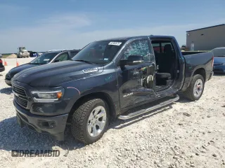 2019 Ram 1500 Big Horn z VIN 1C6RREFT3KN806004, wystawiony jako Copart lot #52988975 z przebiegiem 45 254 mil mil oraz Szkoda całkowita • Salvage title. Historia ofert i sprzedaży dostępna na DreamBid. Obrazek 1.