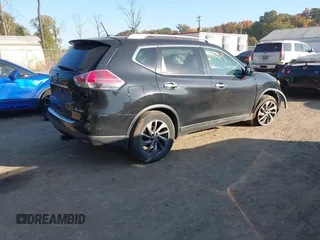 2016 Nissan Rogue SV with VIN 5N1AT2MV2GC755622, listed as a IAAI auction lot 40656869 with 132,970 mi miles and . Bid and sale history available at DreamBid. Image 4.